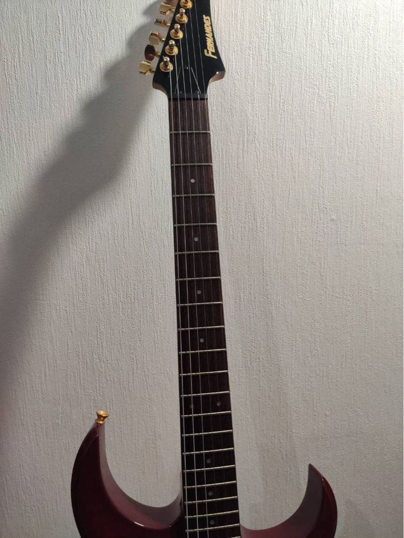 Fernandesエレキギター レッド ギターケース付き