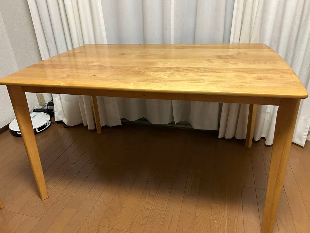 ニトリ　木製ダイニングテーブル　アルナス