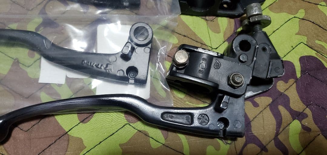 TZR2501KT ブレーキ、クラッチレバー周り