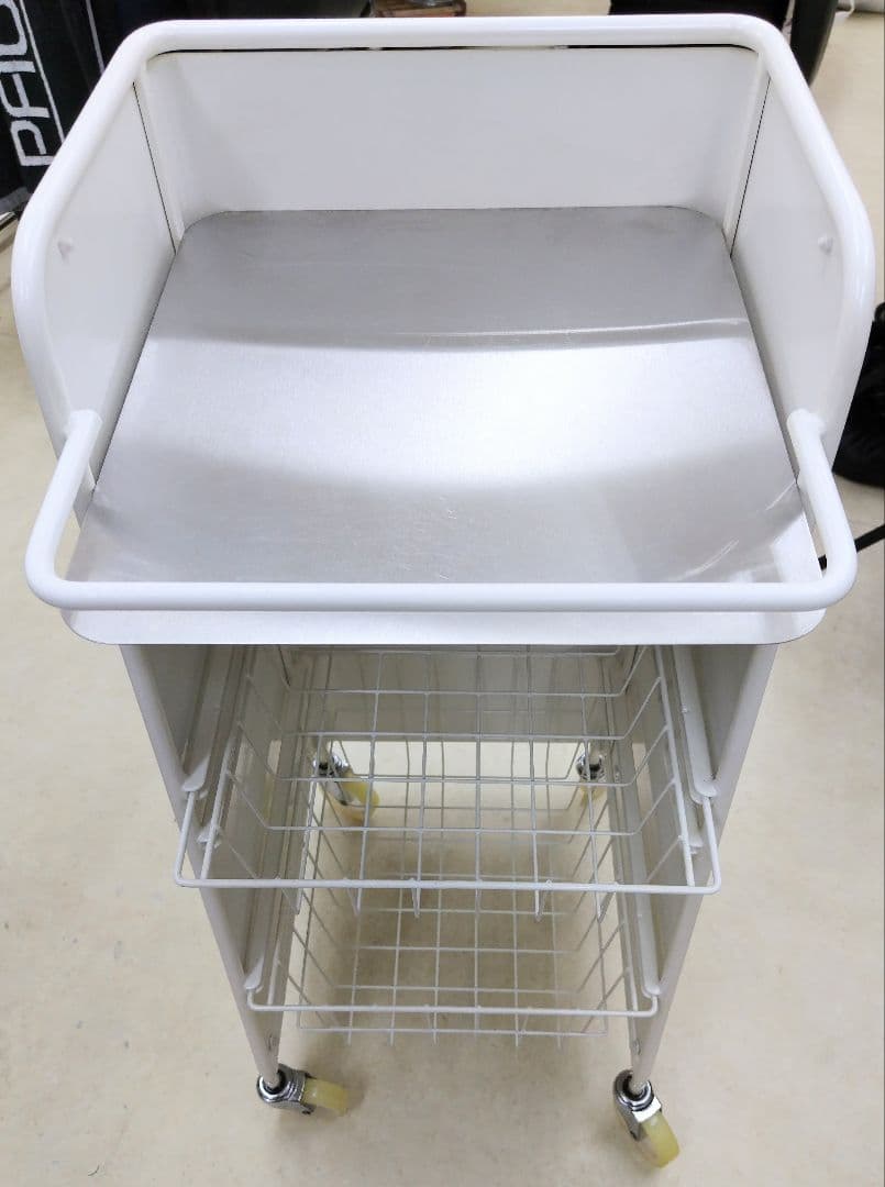 タカラベルモント サロン用キャスター付きYUMEワゴン