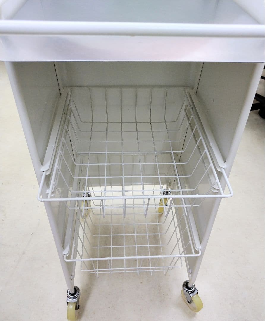 タカラベルモント サロン用キャスター付きYUMEワゴン