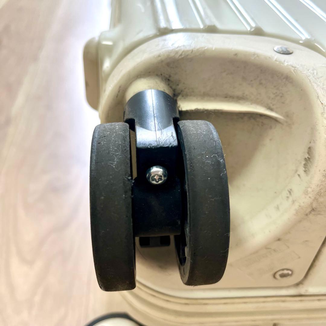 リモワ　ユナイテッドアローズ　サルサ　4輪　61L キャリーケース