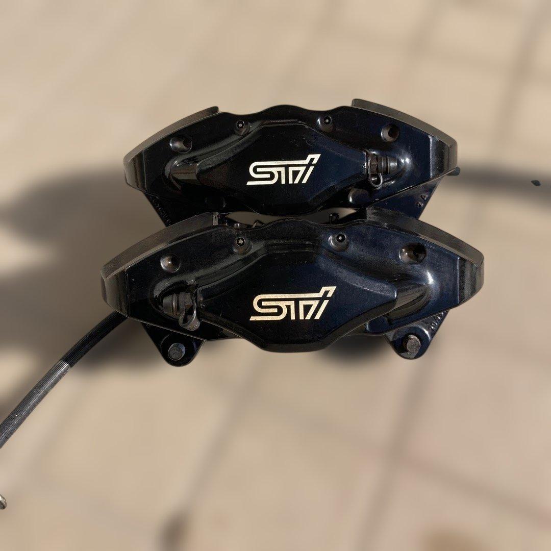 STI （ブレンボ）リアブレーキキャリパー（左右）