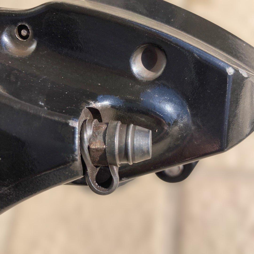 STI （ブレンボ）リアブレーキキャリパー（左右）