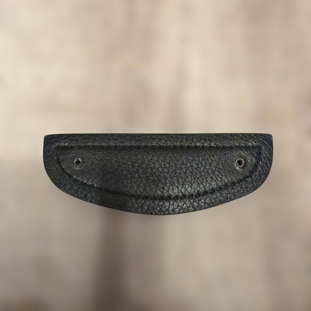 BALENCIAGA 黒 レザー パーツ穴付き