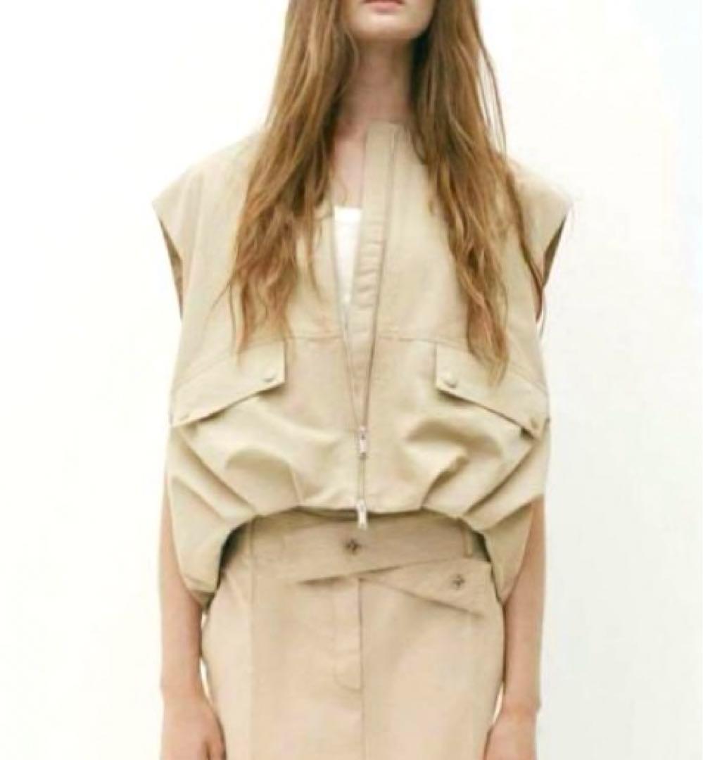 新品　未使用　ZARA コットン　オーバーサイズ　ボリューム　ベスト　アウター