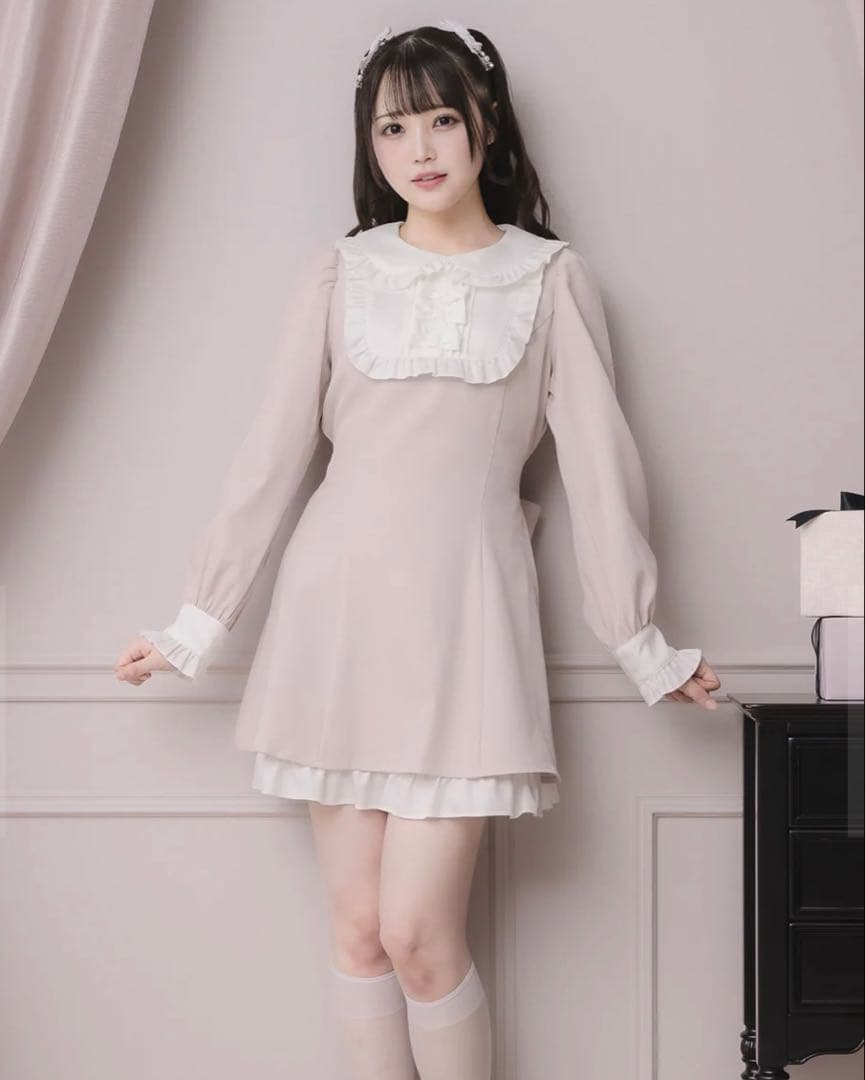 pium スクエアフリルリボンドーリーワンピース