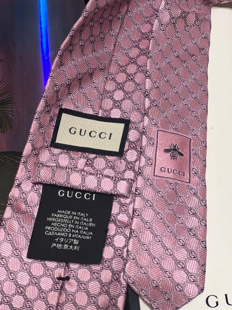⚡️新品　GUCCI グッチ gg柄 ネクタイ(グッチロゴ) ピンクx黒