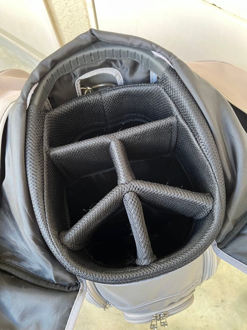 and per se AMA7001 キャディバッグ 9型　フード付属