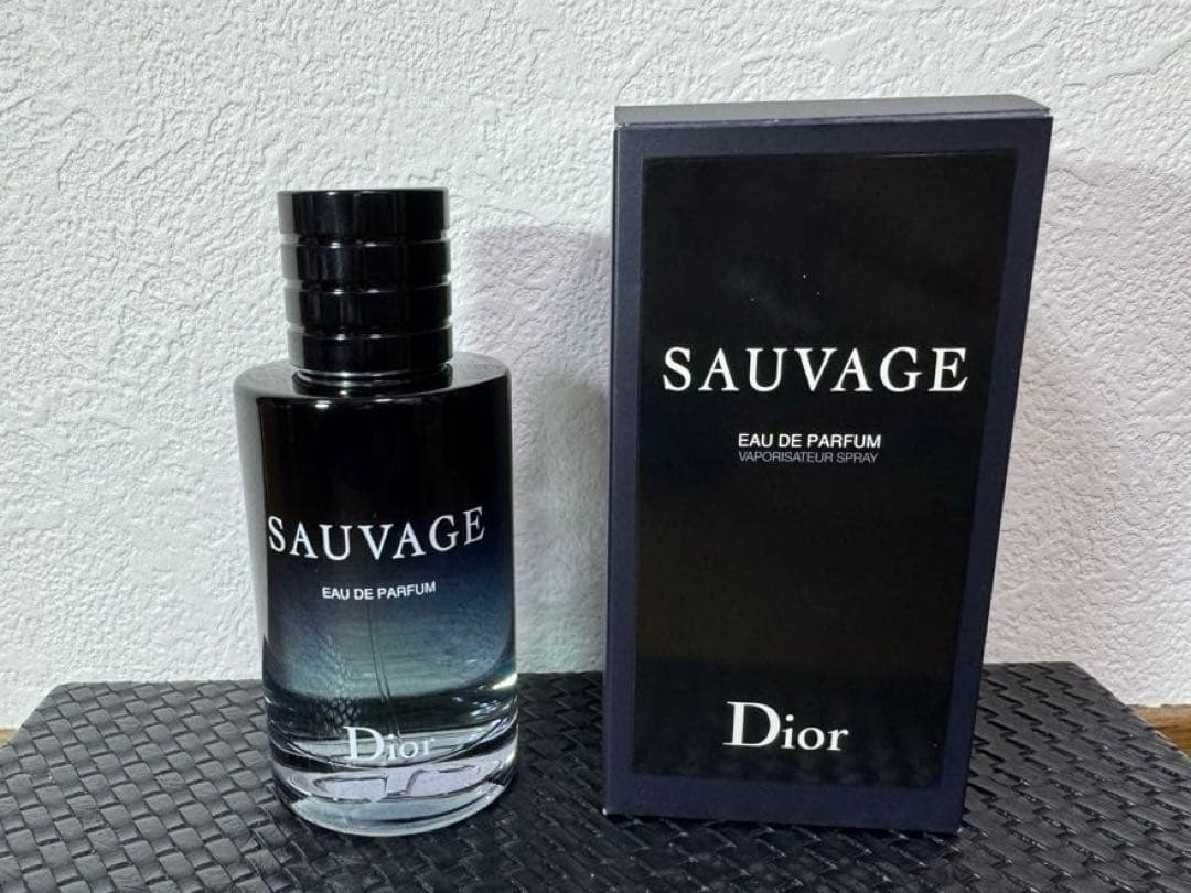 Dior ディオール ソヴァージュ オーデパルファン 100ml