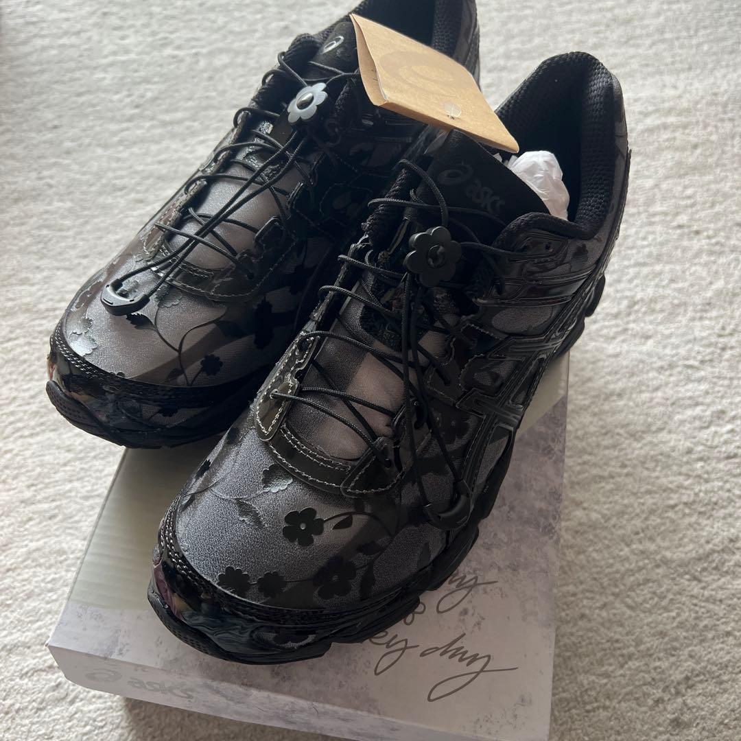 セシリーバンセン　アシックス Gel-Cumulus 16