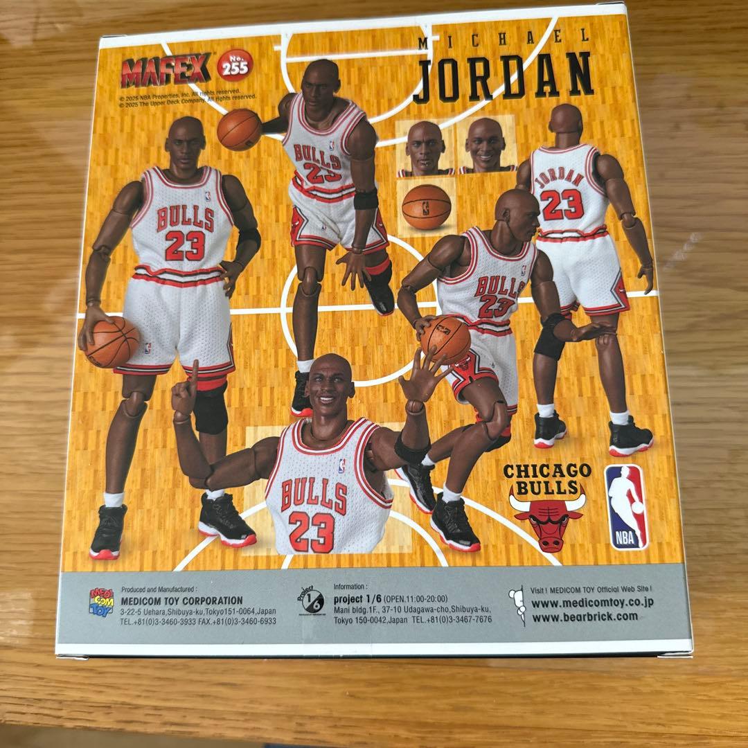 No.255 MAFEX Michael Jordan アクションフィギュア