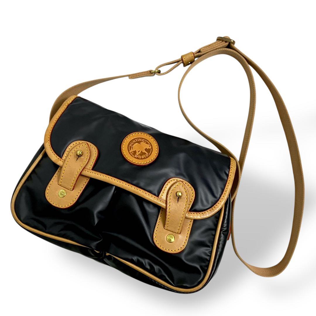 【極美品】HUNTING WORLD ハンティングワールド　メッセンジャーバッグ