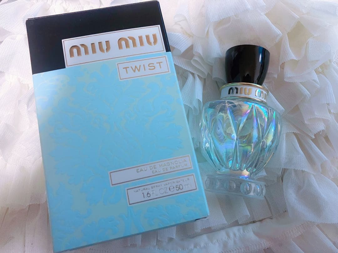 美品ミュウミュウマグノリア 50mL