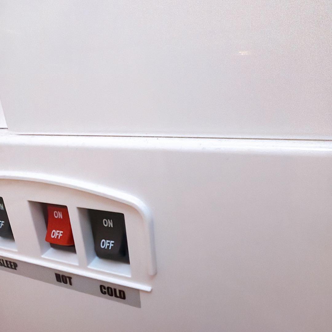使用品！エブリフェイシャス　ウォーターサーバー BSS-31
