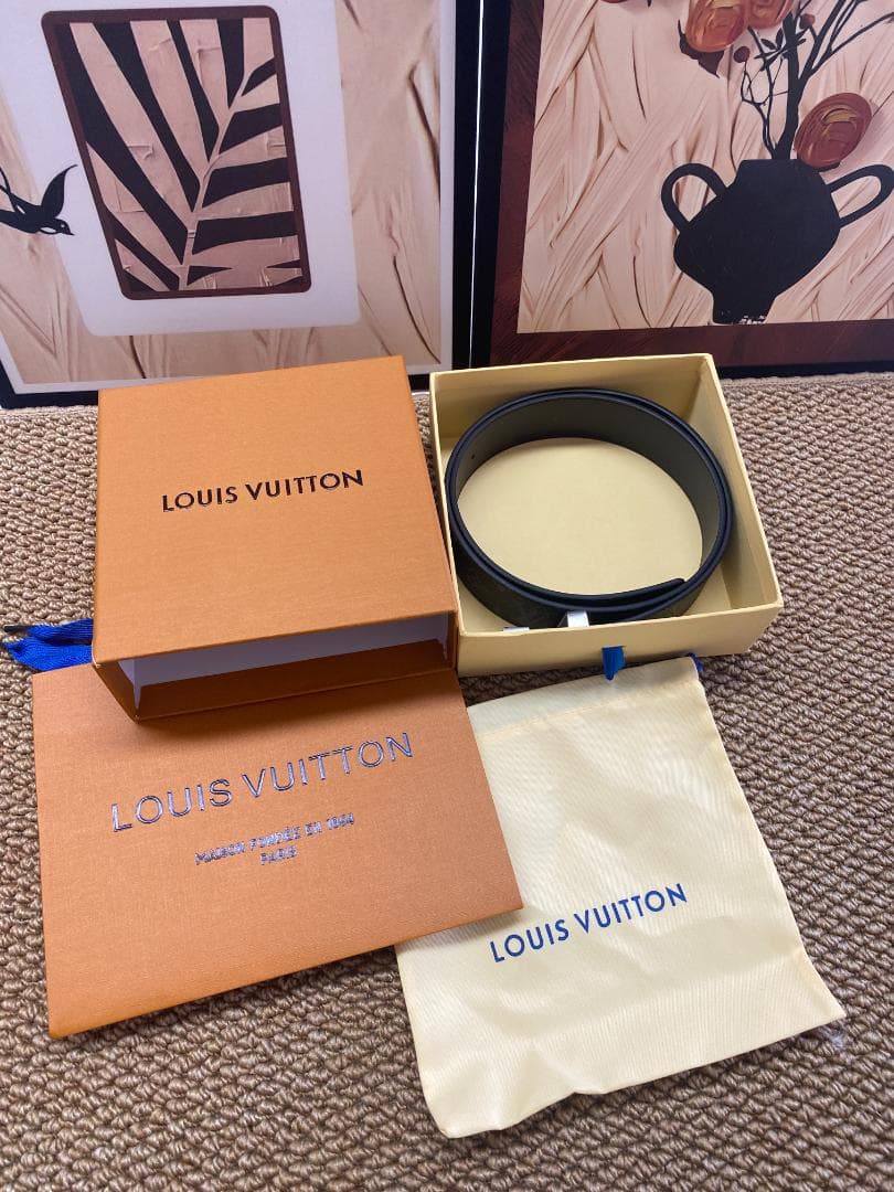 極美品 ブラック レザーベルト