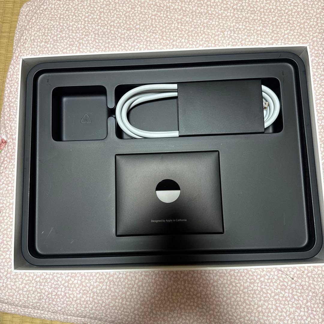 MacBook本体 MacBook Air(13-inch, Early 2015) 256GB