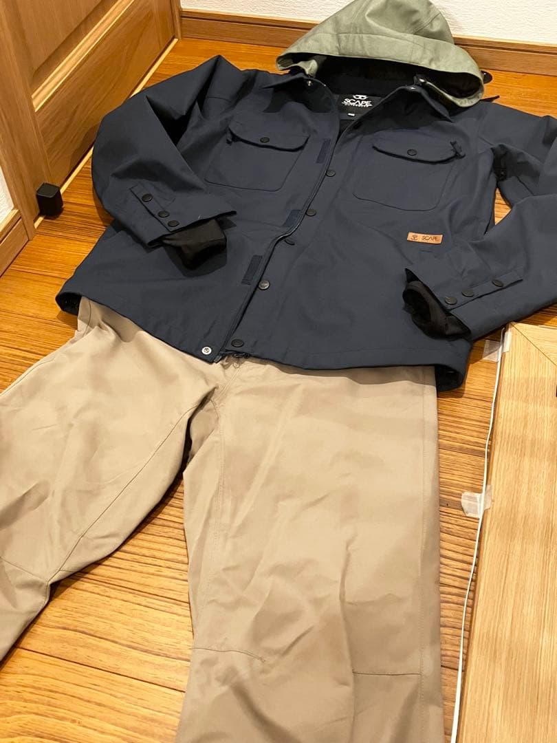 【美品】スキー&スノボ ウェア 上下セット