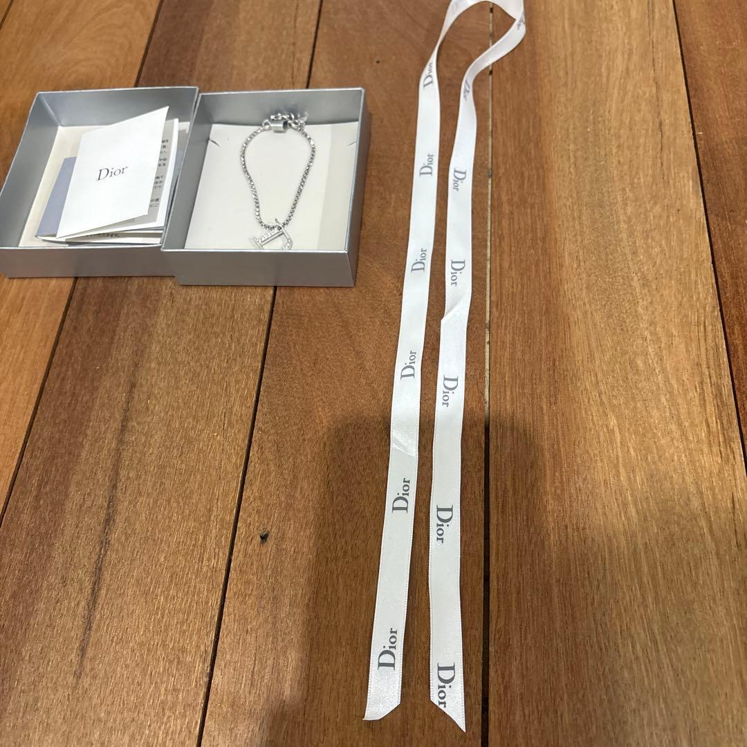 【未使用品】Dior Dロゴ ストーン ブレスレット シルバーカラー　保証書付