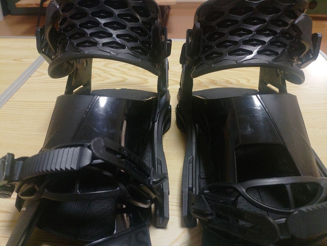 SALOMON Hologram サロモン ホログラム　ビンディング