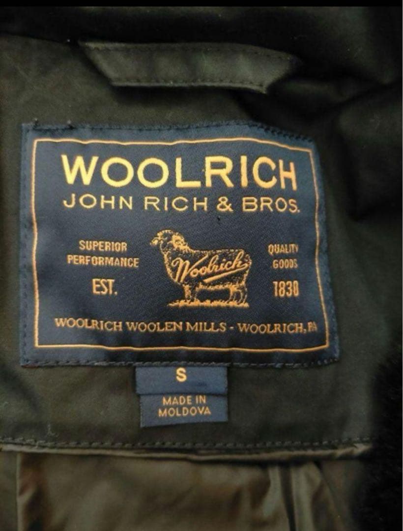 ユナイテッドアローズ別注ウールリッチ　コクーンダウンコート