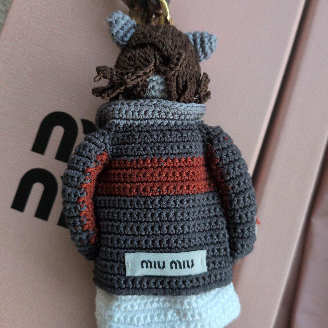 miumiu ミュウミュウバッグチャームアクセサリー　キーホルダー　正規品