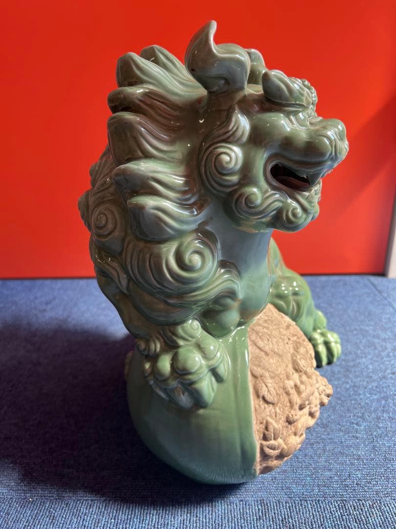 939 九谷焼　玉乗り獅子　魔除け　置物　時代物