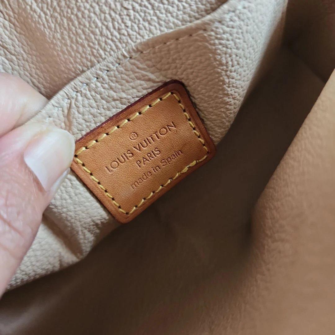 Louis Vuitton モノグラム ポーチ 約20cm