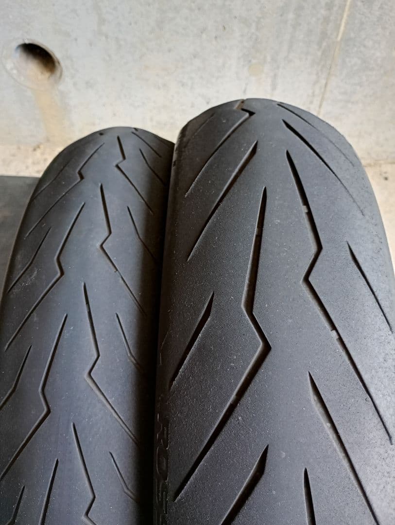 ピレリ ロッソ3 110/70R17 140/70R17 前後セット 中古溝あり
