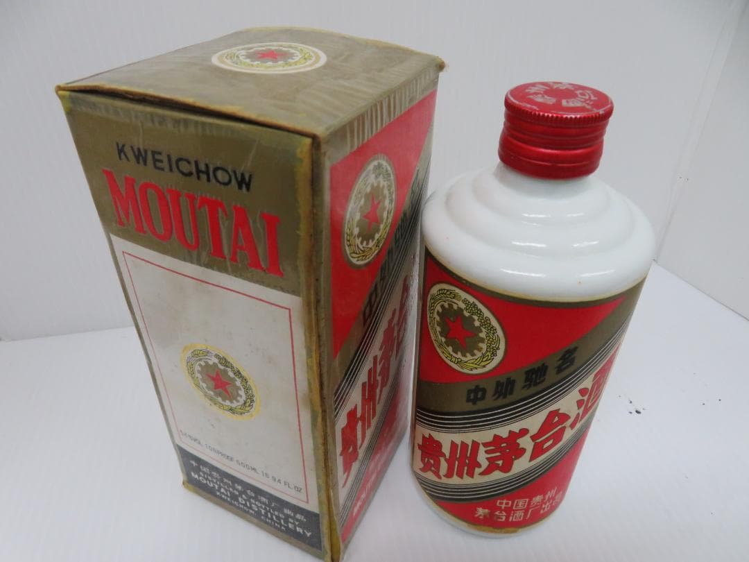 古酒　Moutai　貴州茅台酒　1981　五星麦　未開栓　54％　　　　　033