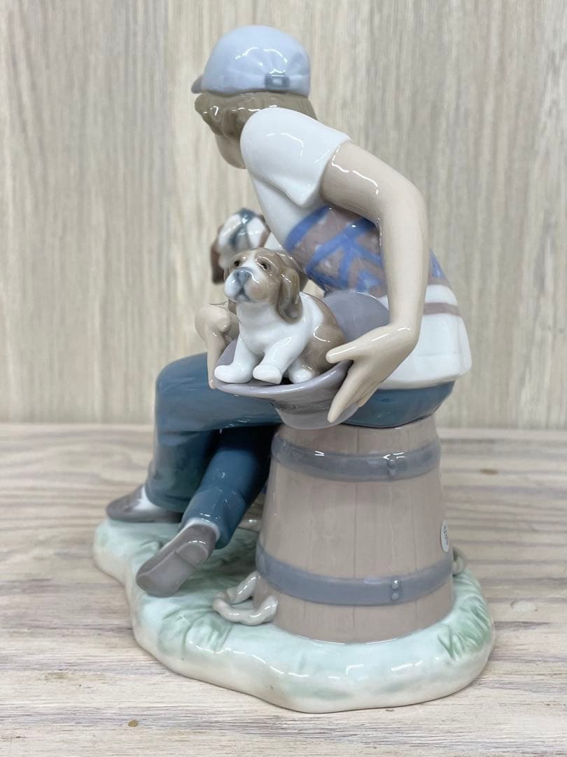 LLADRO　リヤドロ　彩色磁器人形　「この子はぼくの」少年と犬