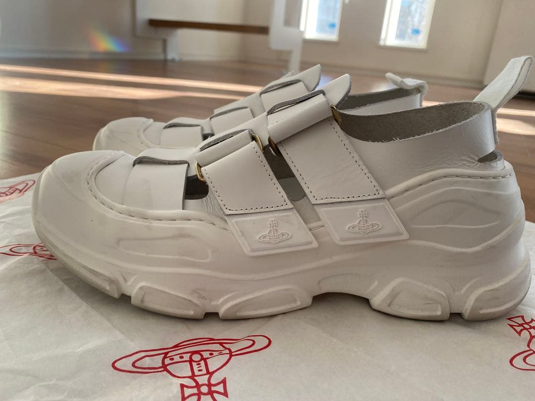 ヴィヴィアンウエストウッド　レザーサンダルスニーカー