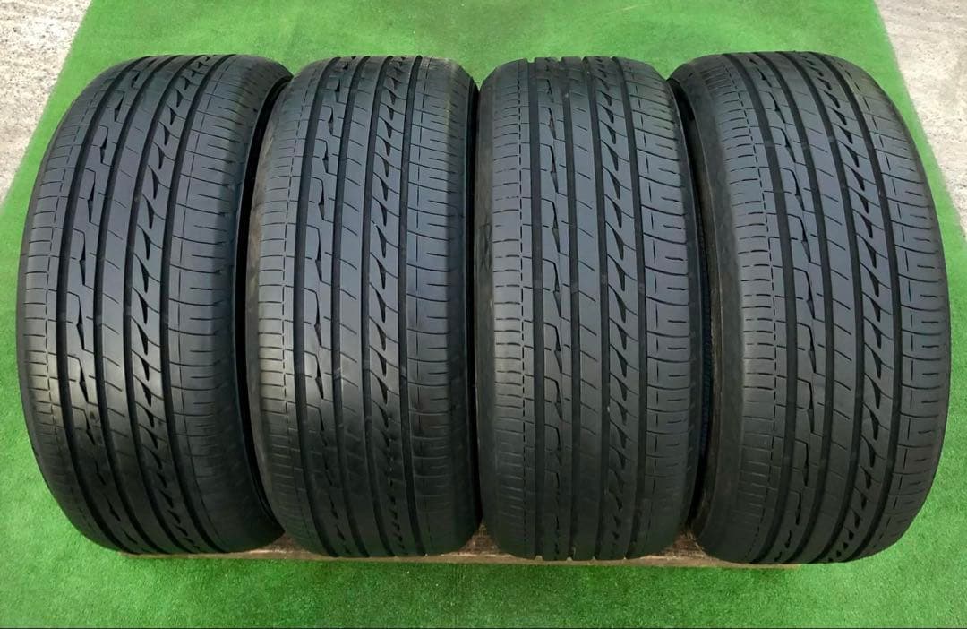 235/50 R17 BRIDGESTONE REGNOラジアルタイヤ2023年