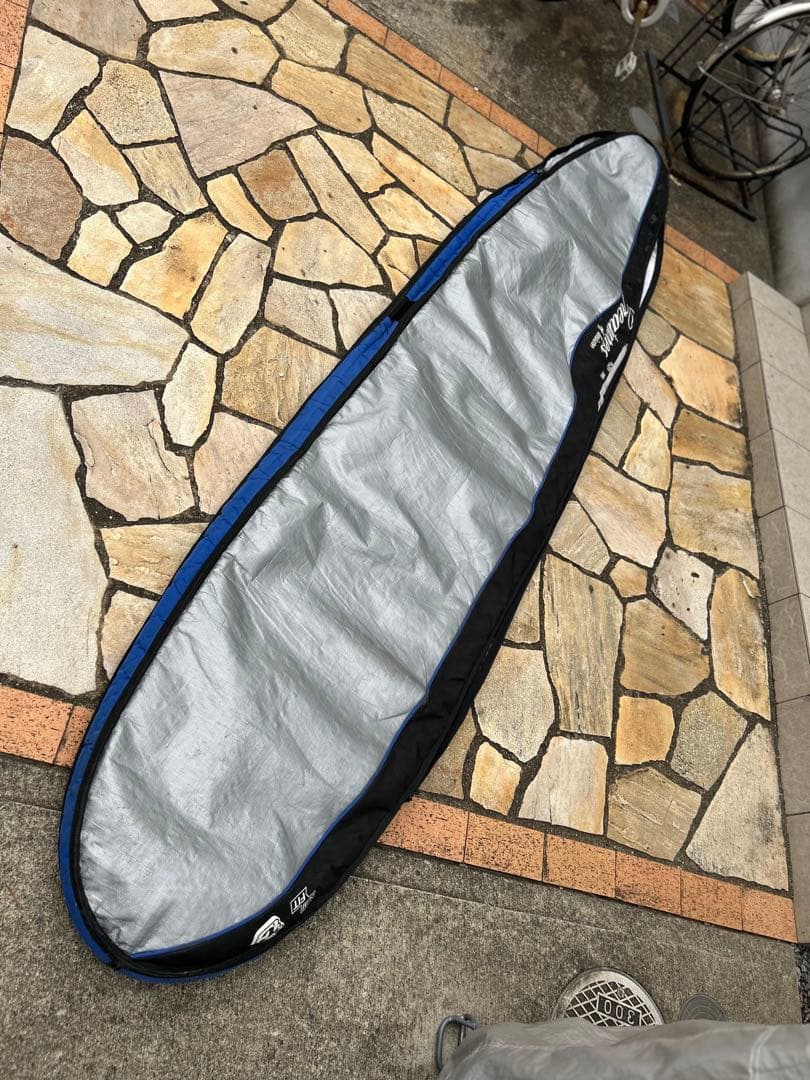 Creatures of Leisure サーフボードハードケース