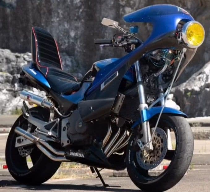 売上金でflex 即日返信　ホーネット250 3段シート