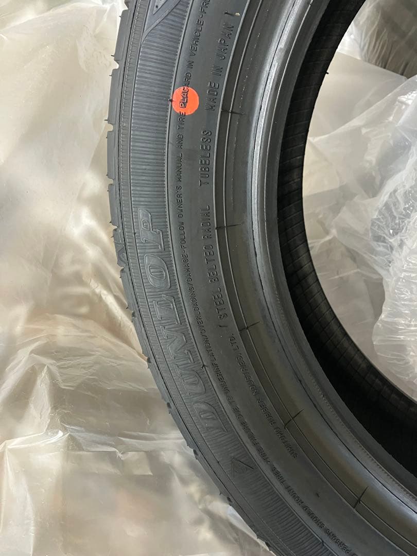 ダンロップ 4本セット　タイヤ　165/60R15 新車　納車前取外し