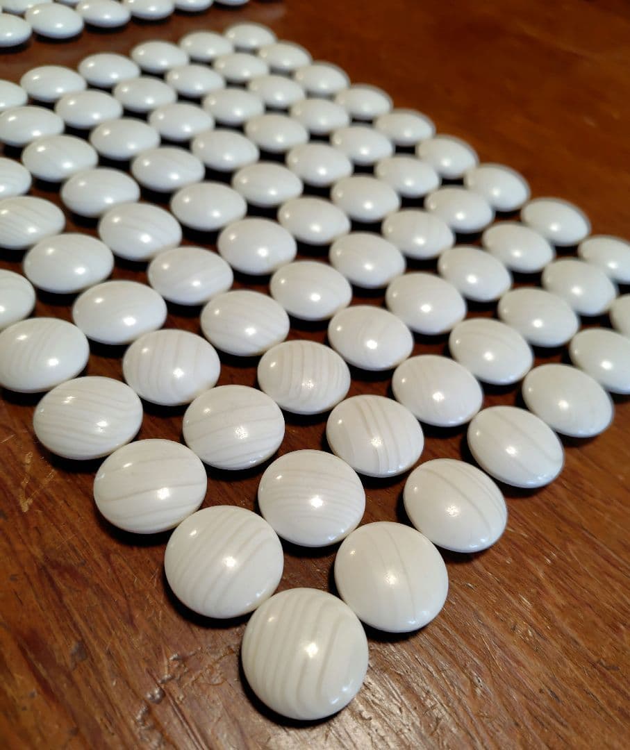 日向特製蛤碁石　本那智黒付セット　32号　木製ケース付き