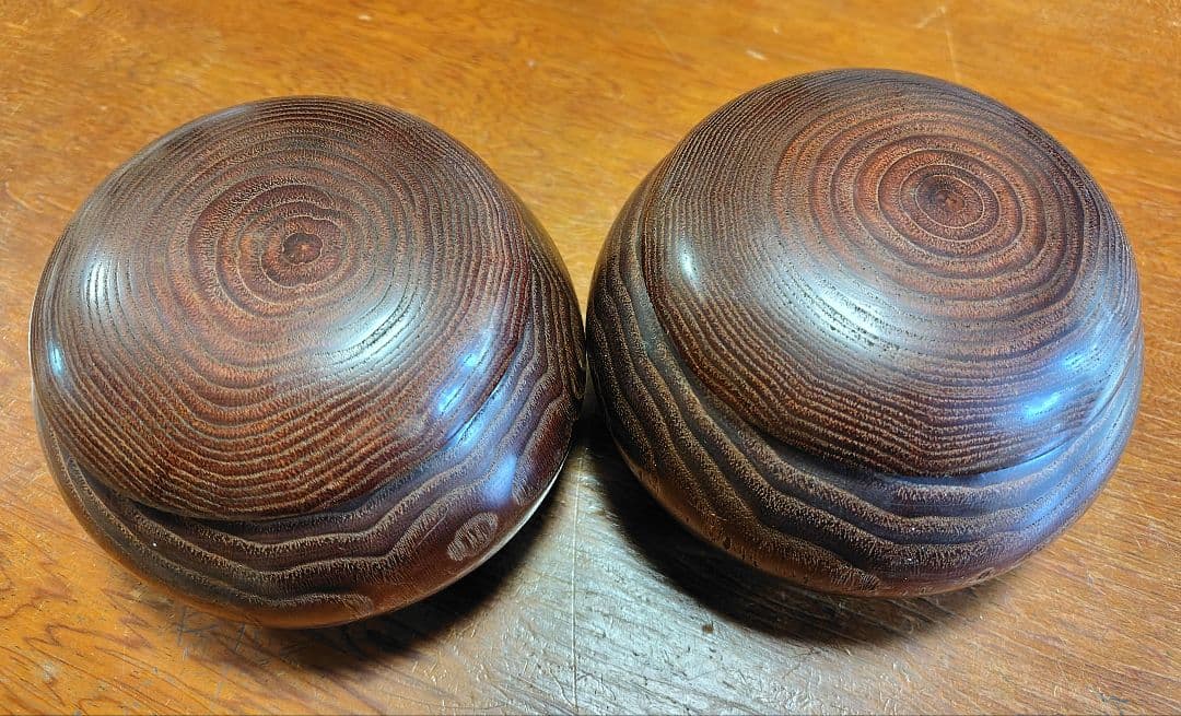 日向特製蛤碁石　本那智黒付セット　32号　木製ケース付き