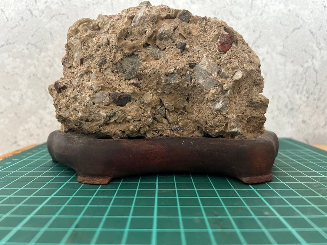 自然石【台付き】 さざれ石