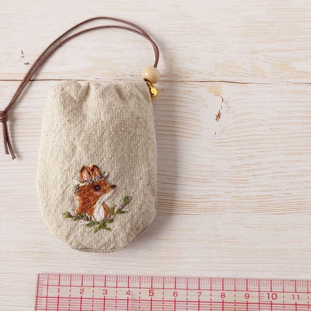 ちっちゃなりんりんお守りサシェ /巾着サシェ【きつねさんと花冠】