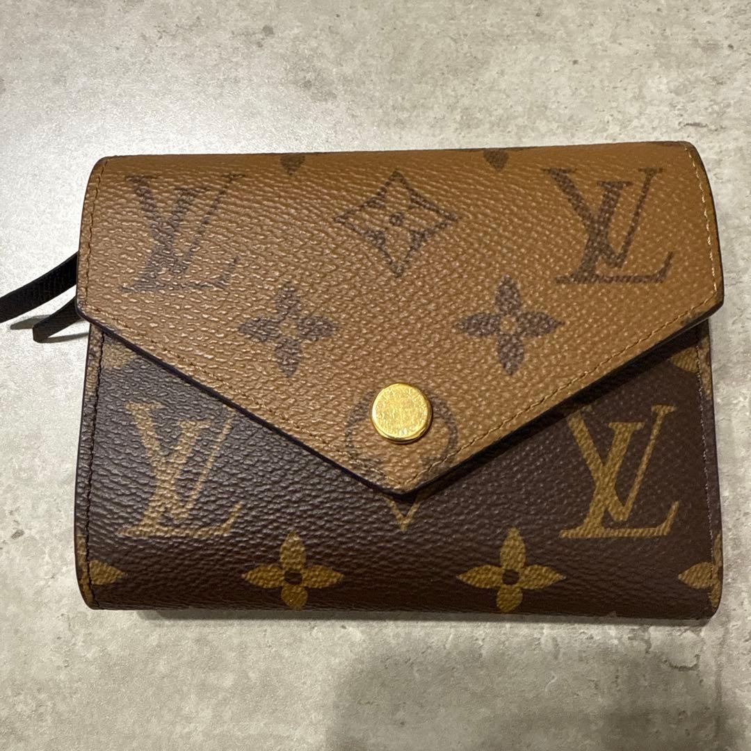 ルイヴィトン ポルトフォイユ・ヴィクトリーヌ
