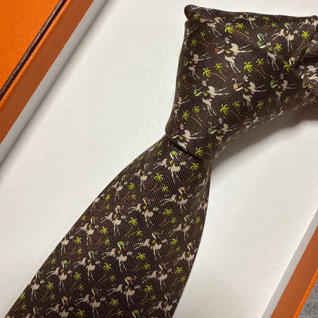 未使用タグ付　箱付　エルメス　ネクタイ　茶色　ジョッキーホース