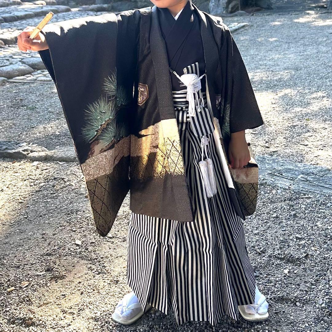 美品！黒系　縦縞袴　七五三　5歳　男の子　セット一式　　鷹　松　城