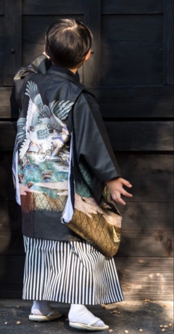 美品！黒系　縦縞袴　七五三　5歳　男の子　セット一式　　鷹　松　城
