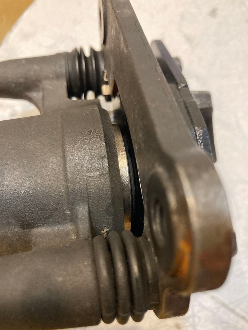 【分解洗浄済】ゼファーχ ゼファー400 ブレーキ リアキャリパー OH済ZRX