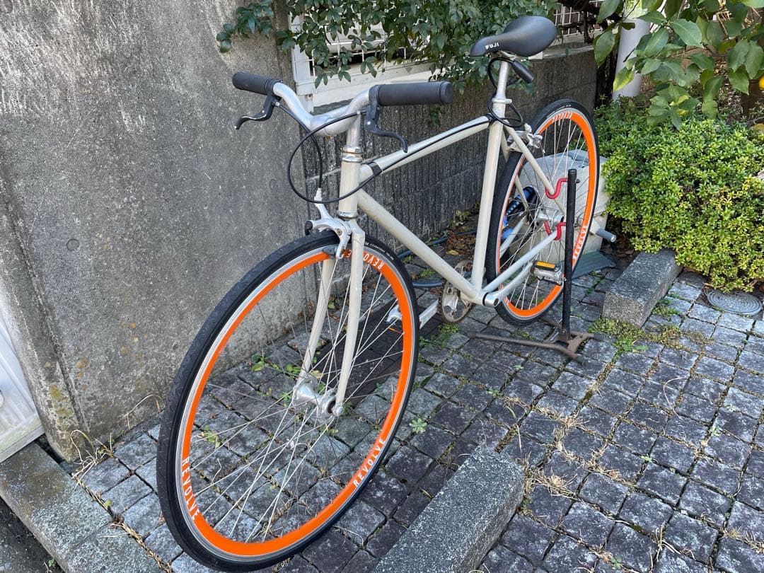 ロードバイク、街乗り改造車、横浜より