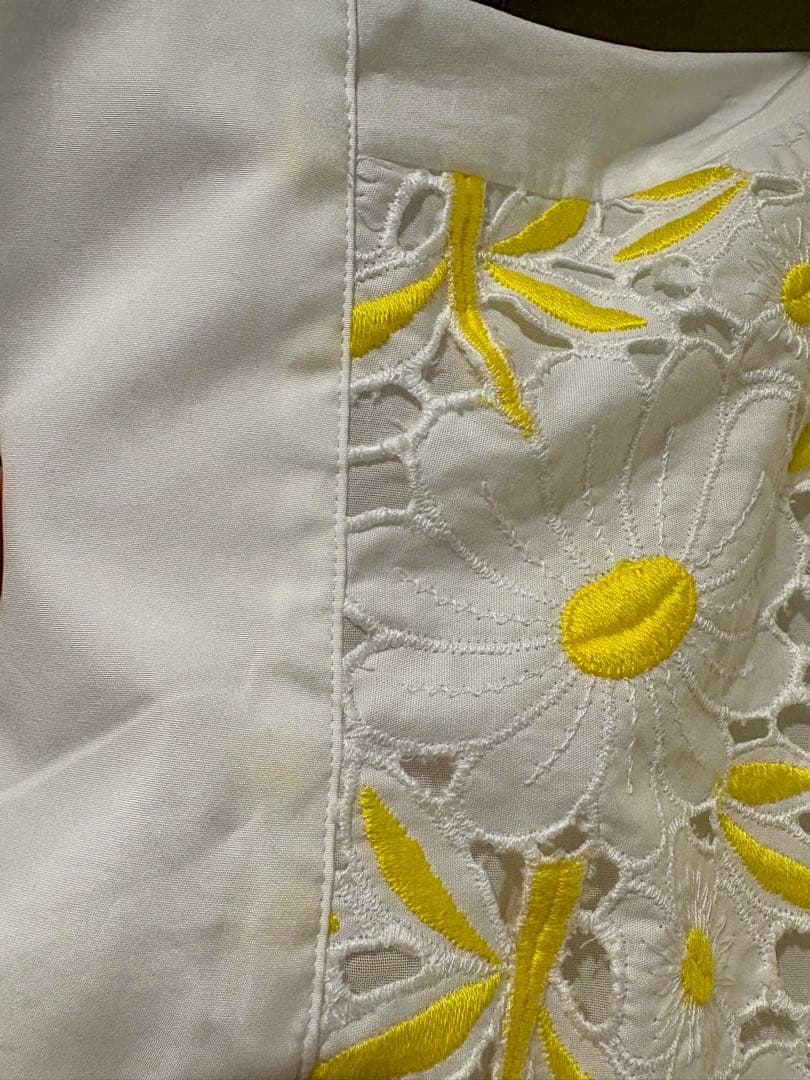 新品タグ付き/トゥモローランド/デイジーポップジップアップブラウス