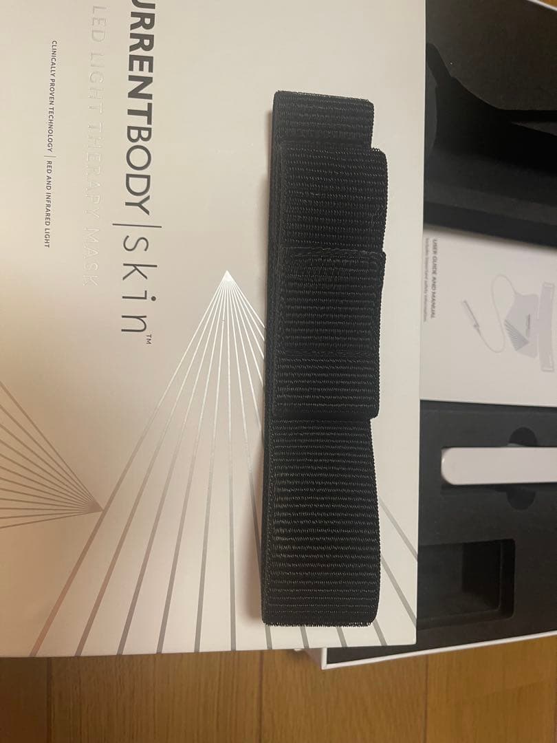 CurrentBody skin LEDライトセラピーマスク&ネック シリーズ1