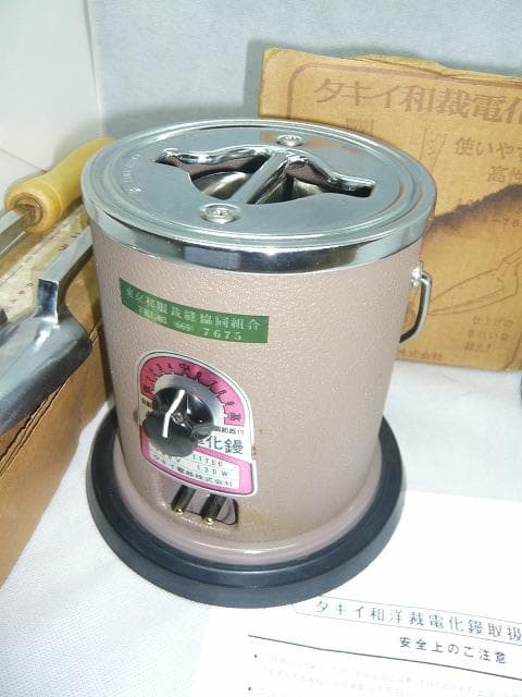 新品完全未使用　タキイ和裁電化鏝 和裁コテ　和裁こて　タキイ製　鏝２本付