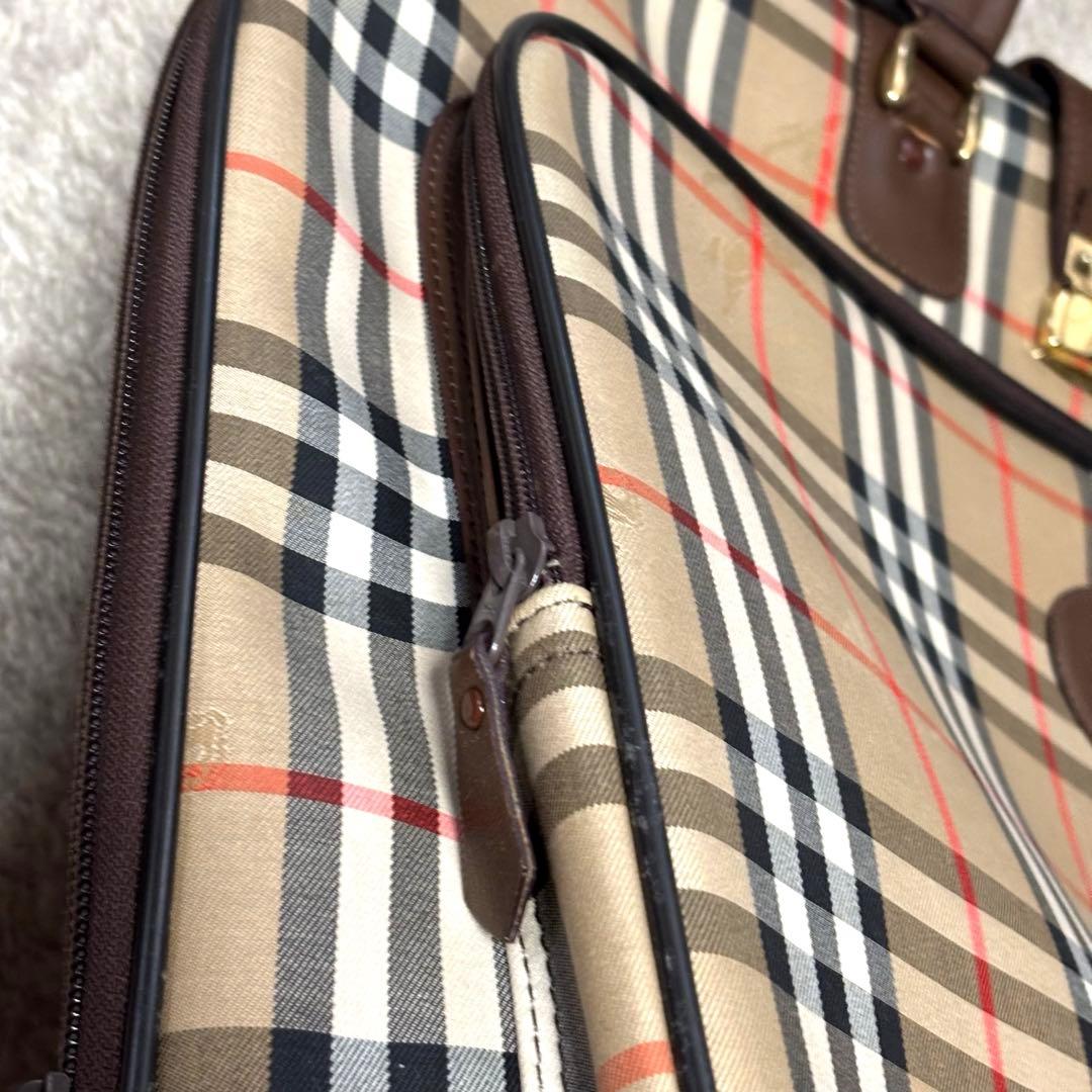 BURBERRY バーバリー ノバチェック ホースロゴ ガーメントケース 鍵付